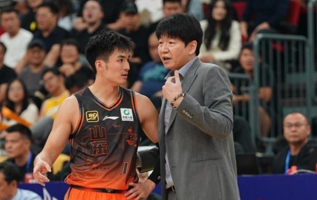 同样是NBA传奇巨星，为何科比营销害人，詹姆斯营销却无害？